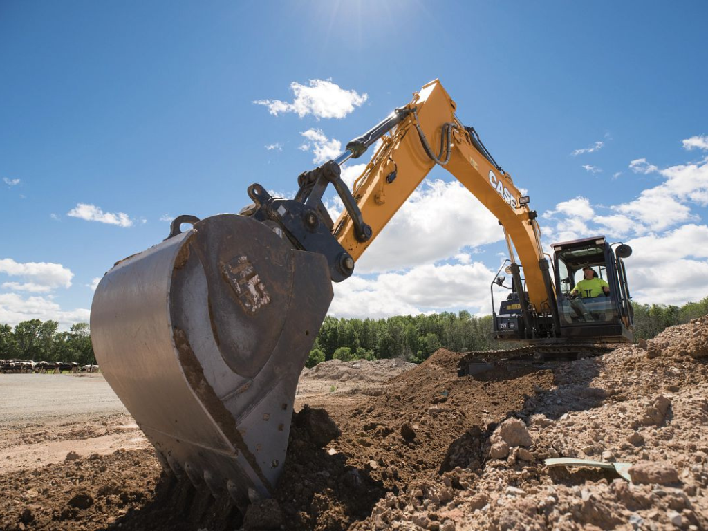 The CASE D series full size excavator is built with the operator in mind.